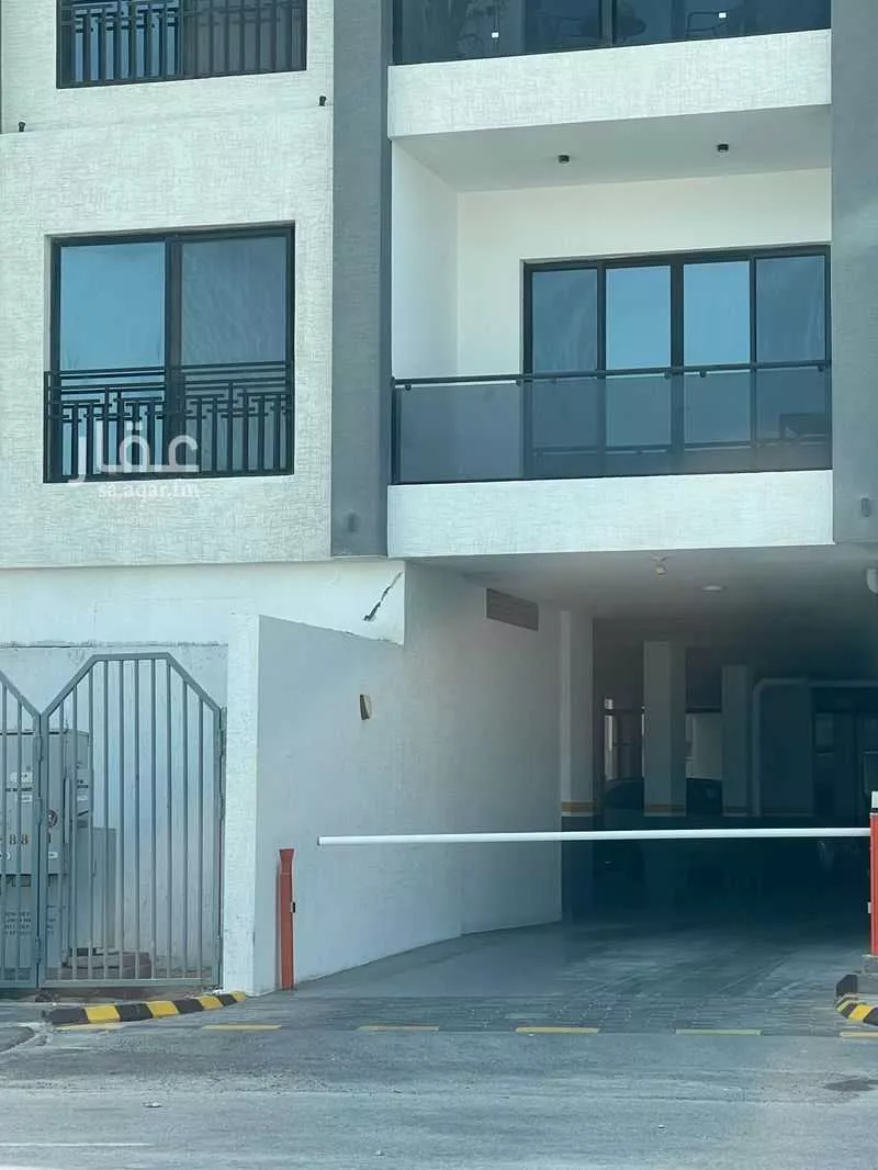 3 bedroom apartment in Al Bahr 1