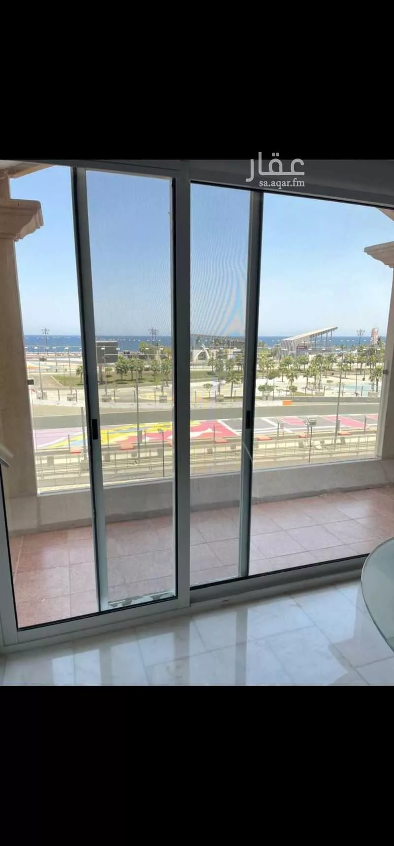 شقة 4 غرف في الشاطئ 2