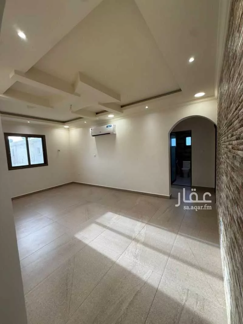 2 bedroom apartment in Al Qusur 5
