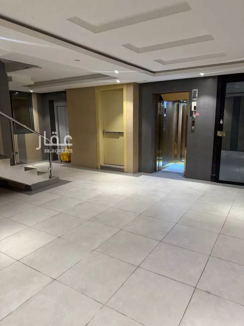 شقة 4 غرف في الحمرا 2