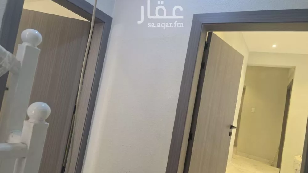 8 bedroom building in Al Badiyah, Eastern Province 9