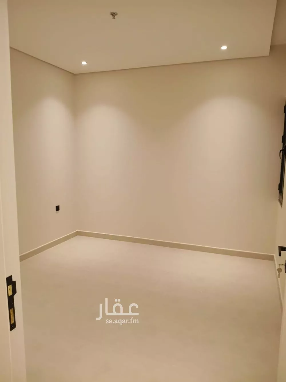 شقة 4 غرف في البحر 2