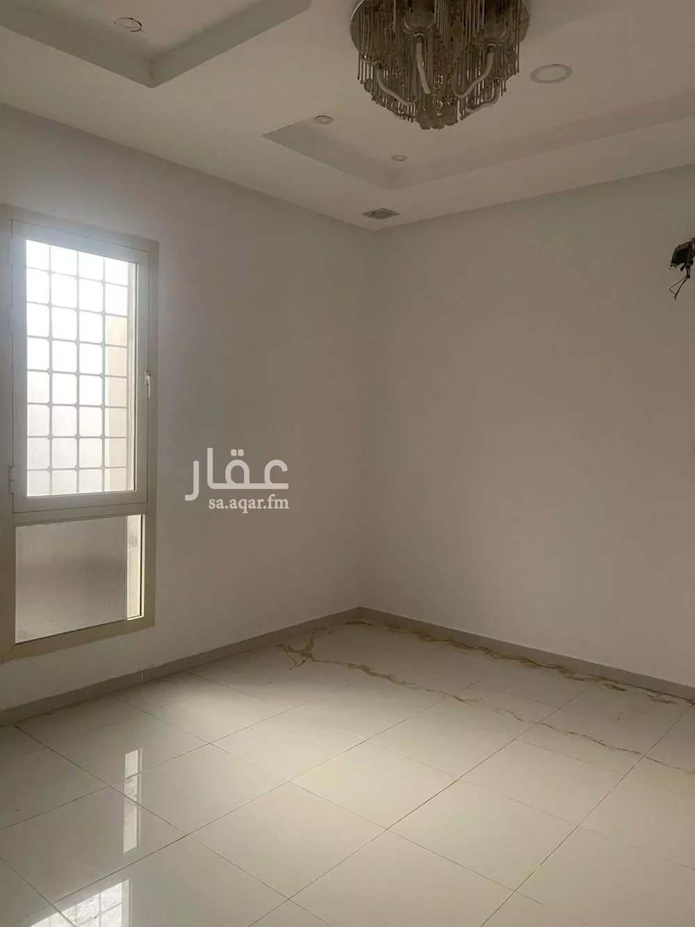 فيلا 6 غرف في ضاحية الملك فهد 3