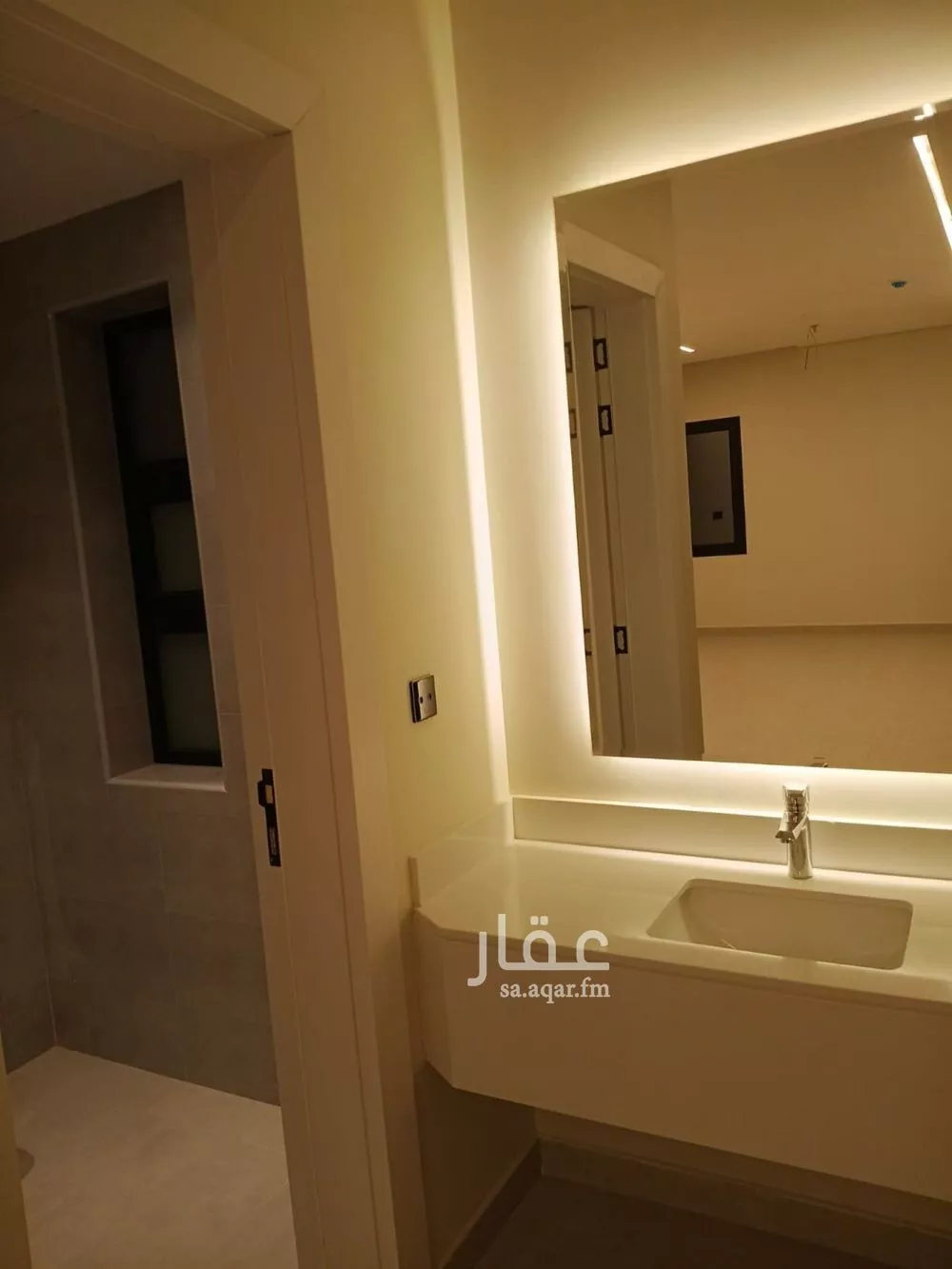 شقة 4 غرف في البحر 4