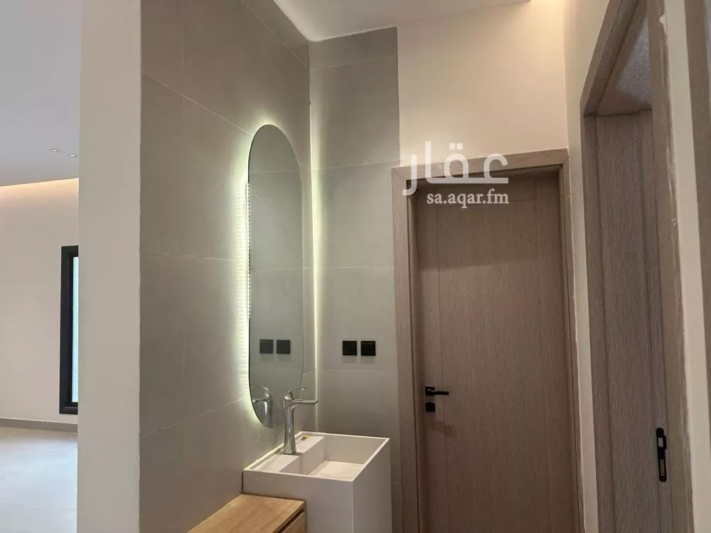 شقة 4 غرف في الجنادرية 2