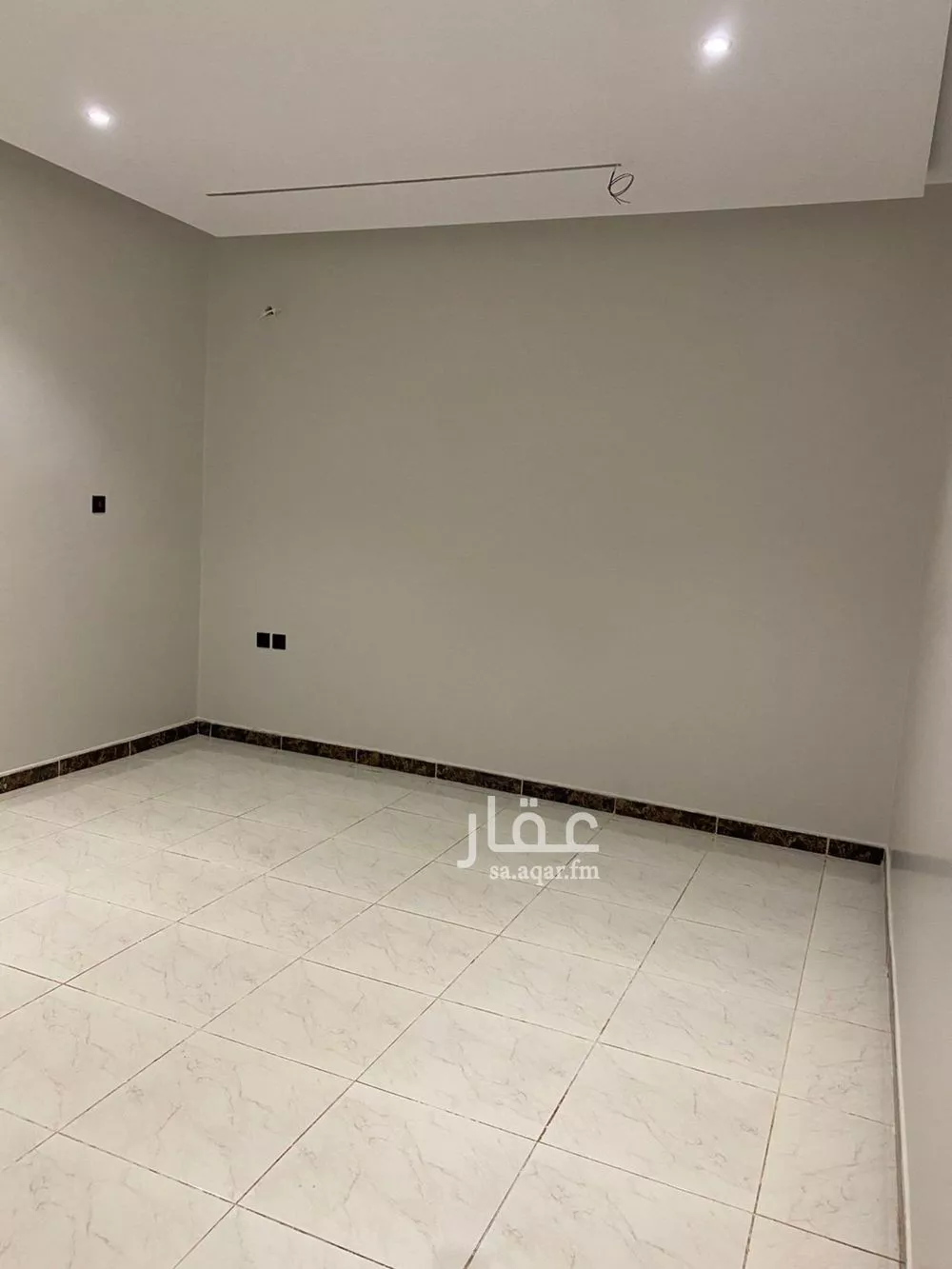 شقة 3 غرف في الرمال 3