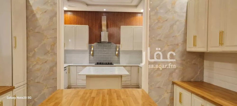 فيلا 7 غرف في الرمال 2