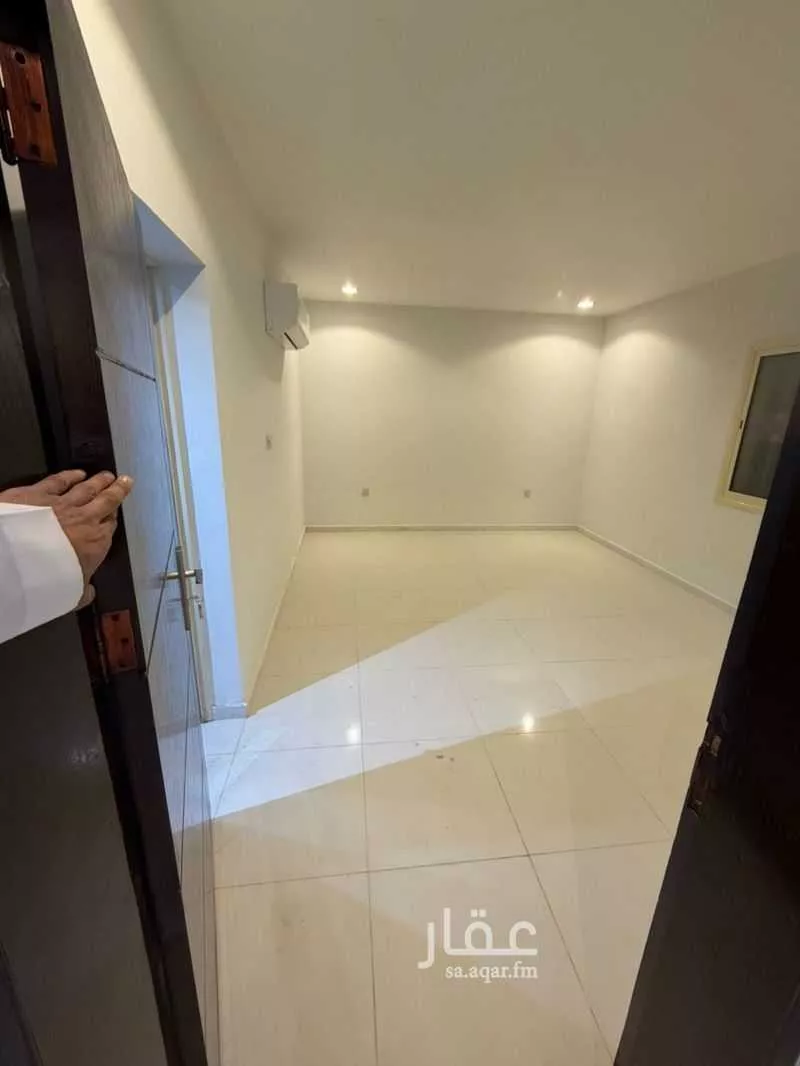 4 bedroom apartment in Al Aziziyah, Eastern Province 11