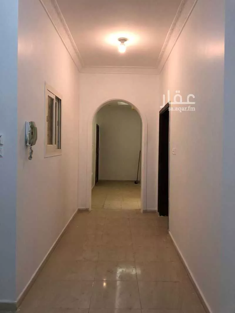 عمارة 583 م² في الحمراء و ام الجود 3