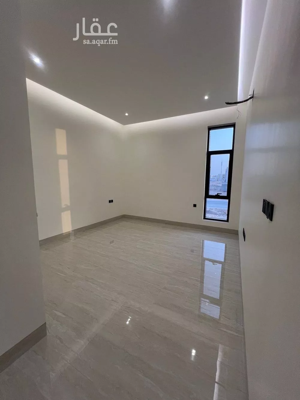 فيلا 6 غرف في المهدية 5