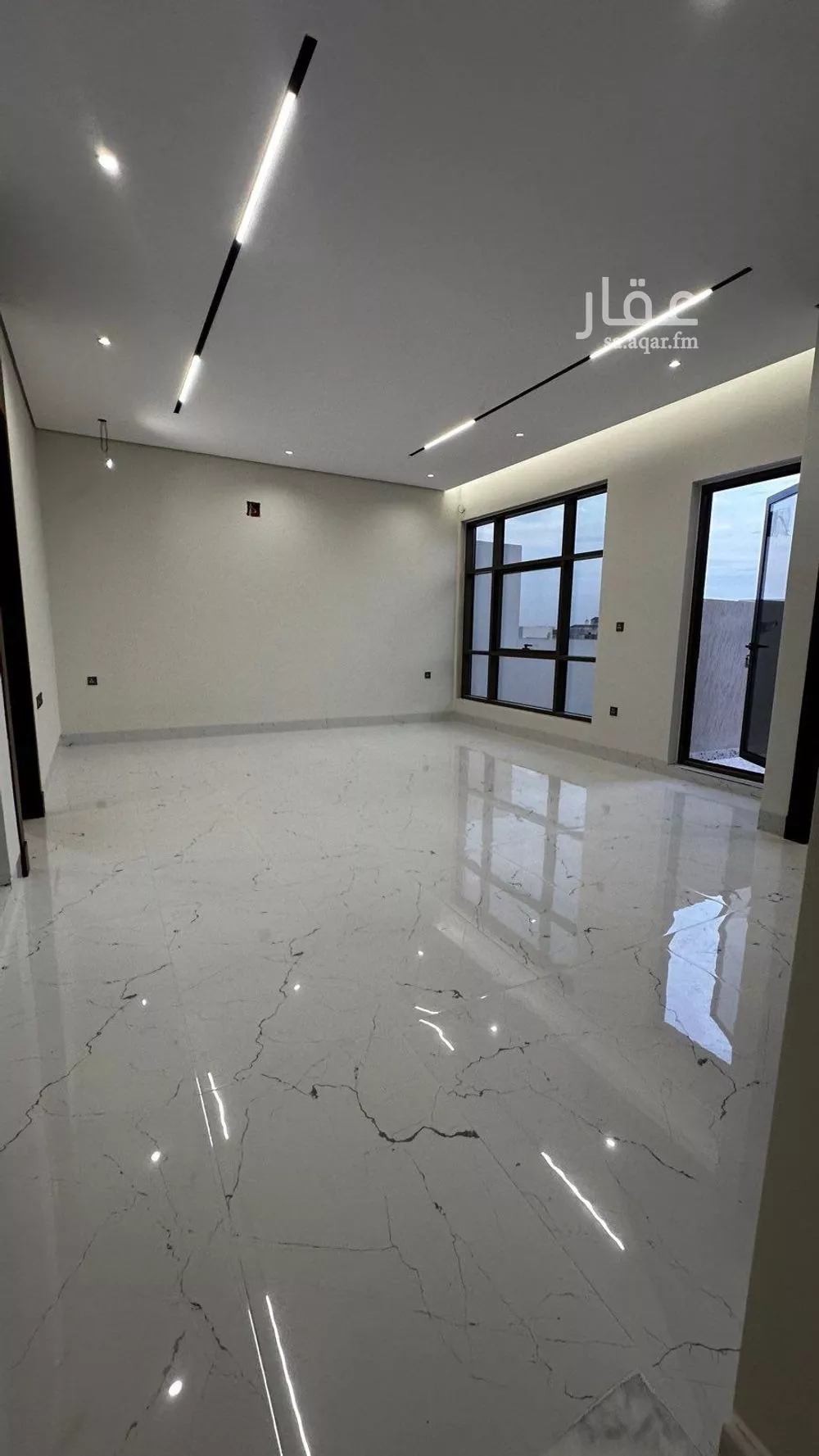 6 bedroom villa in Al Mahdiyyah 3