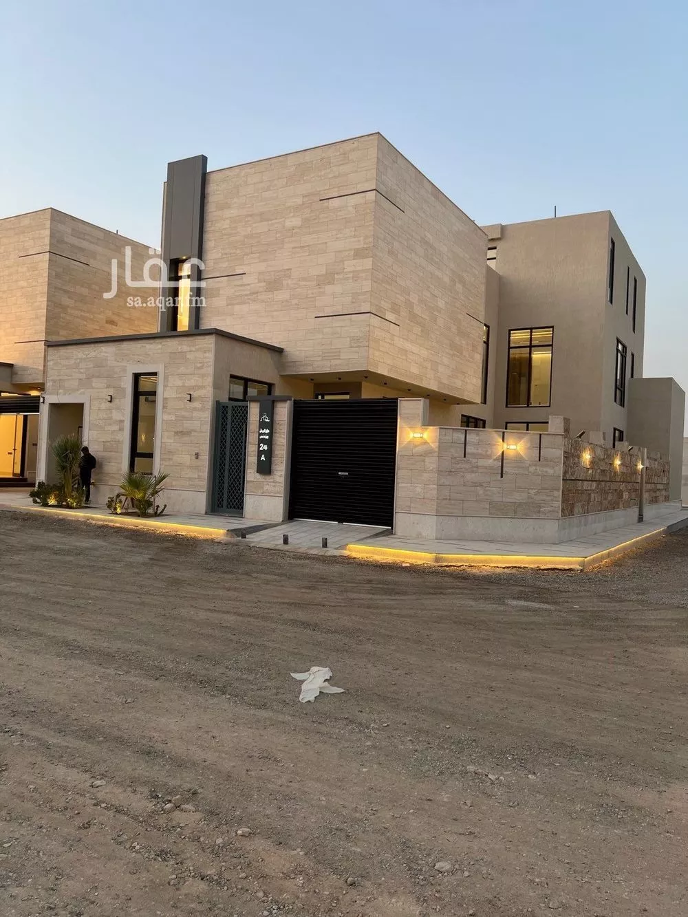 فيلا 6 غرف في المهدية 5