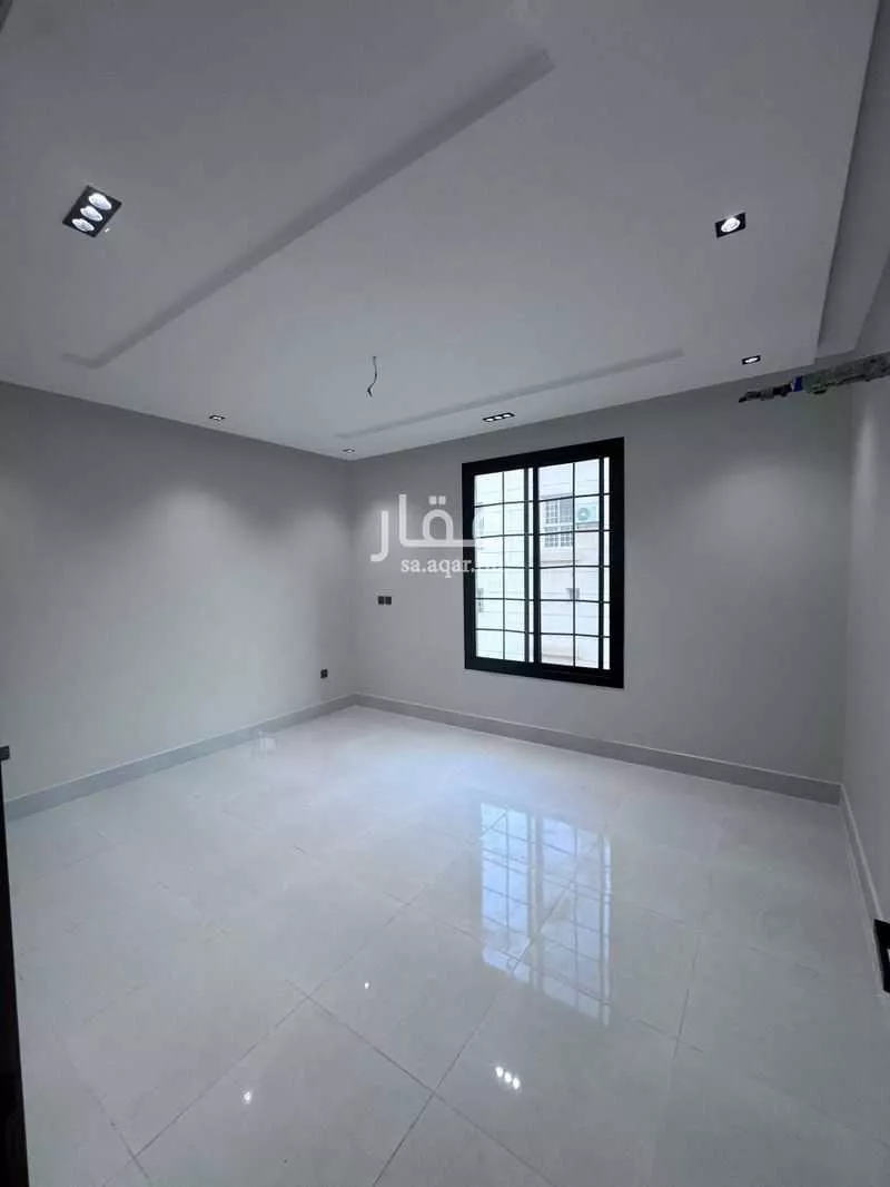 شقة 4 غرف في الروضة 5