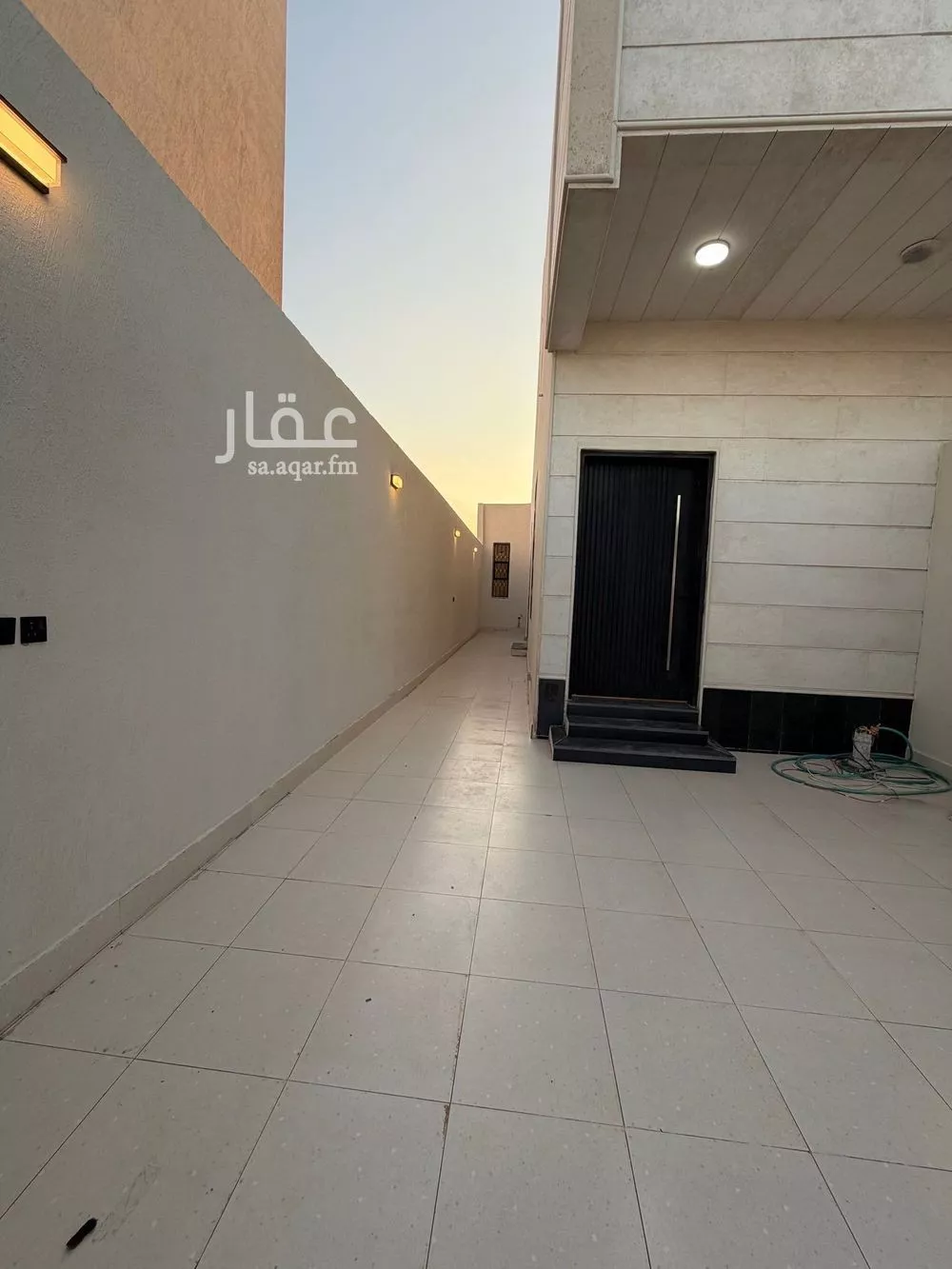 شقة 6 غرف في النظيم 5