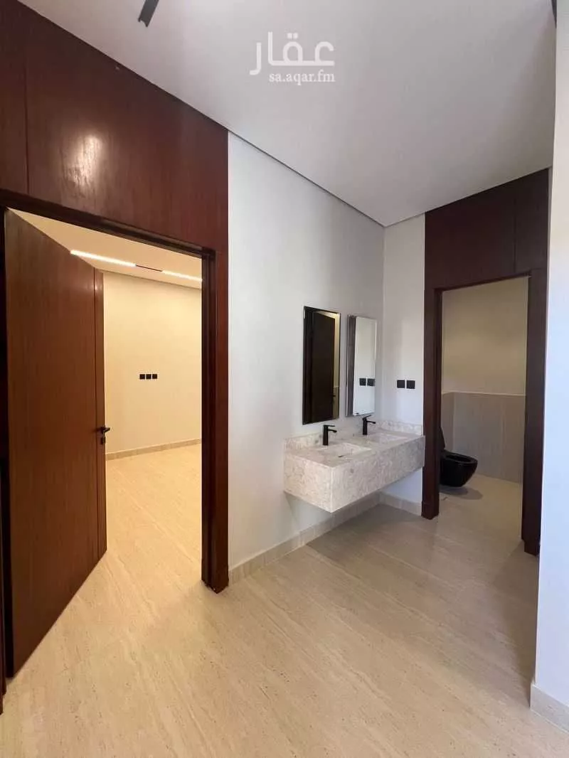 فيلا 5 غرف في بدر 4