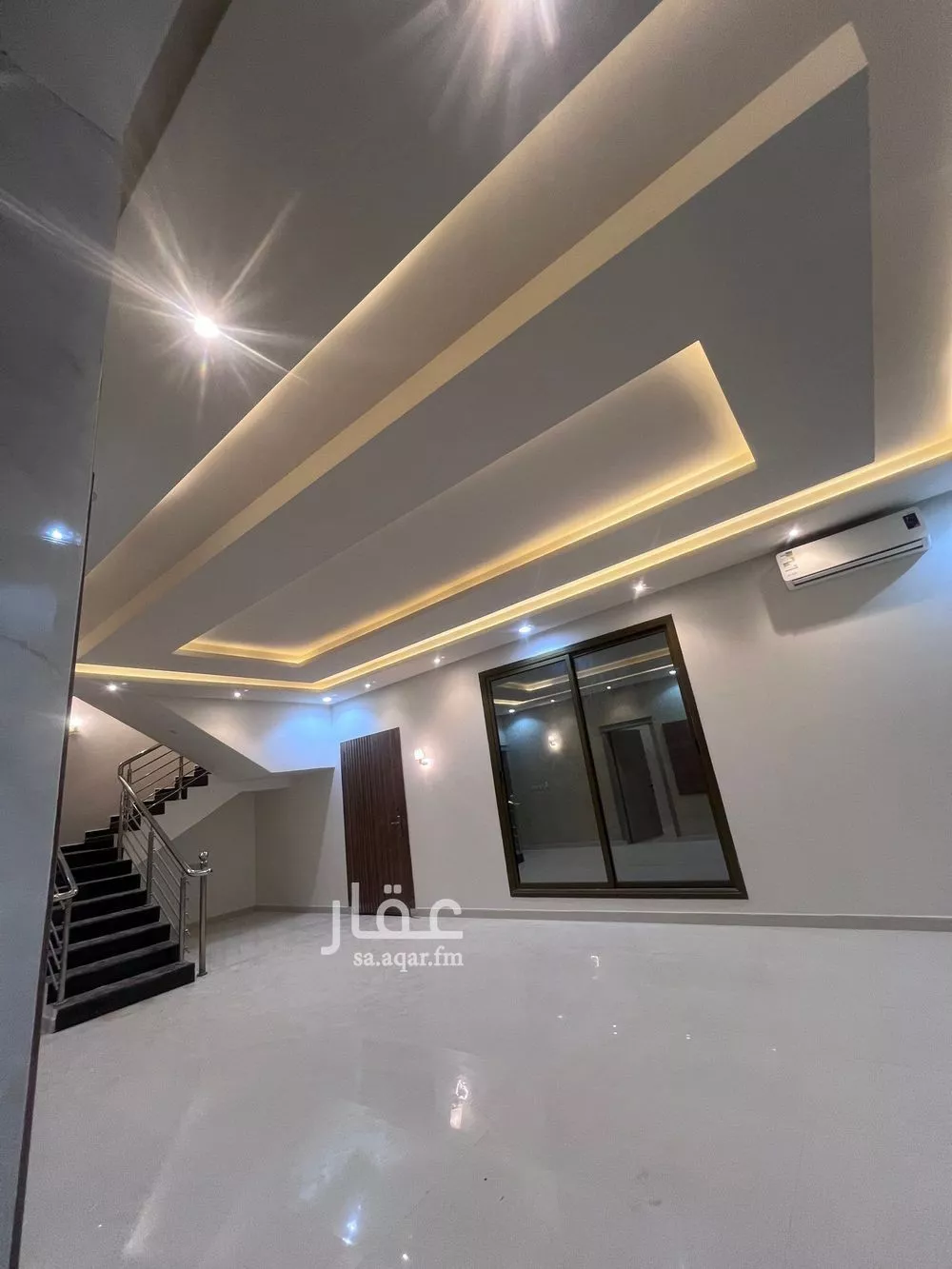 5 bedroom villa in Al Rimal 4