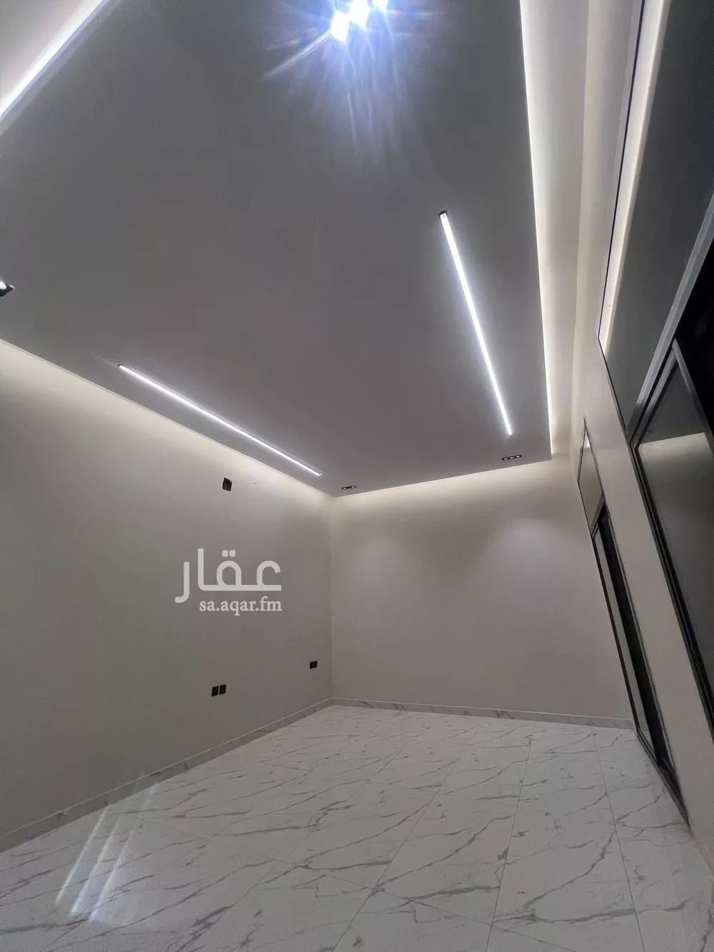 فيلا 4 غرف في الرمال 5