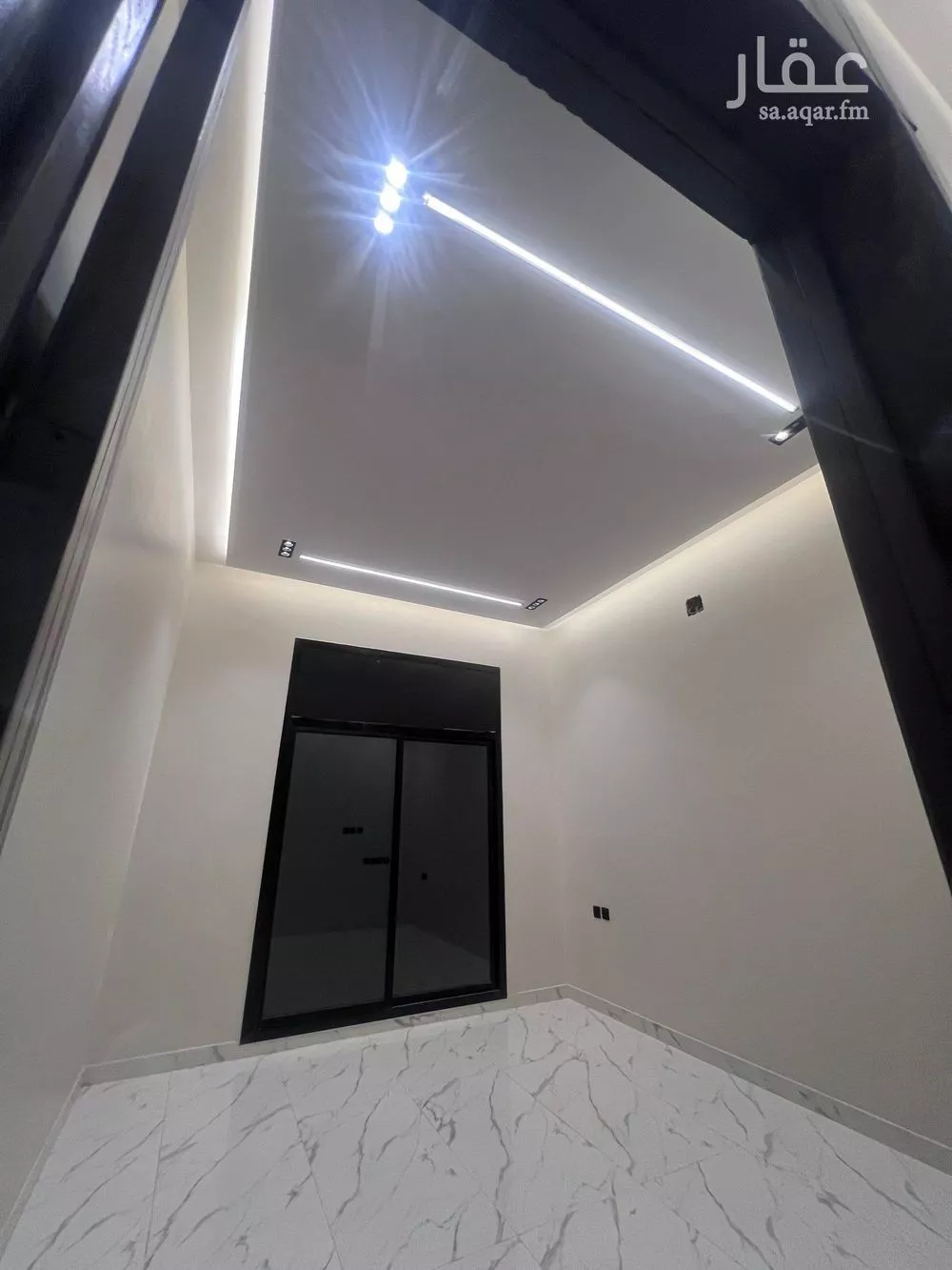 فيلا 4 غرف في الرمال 2