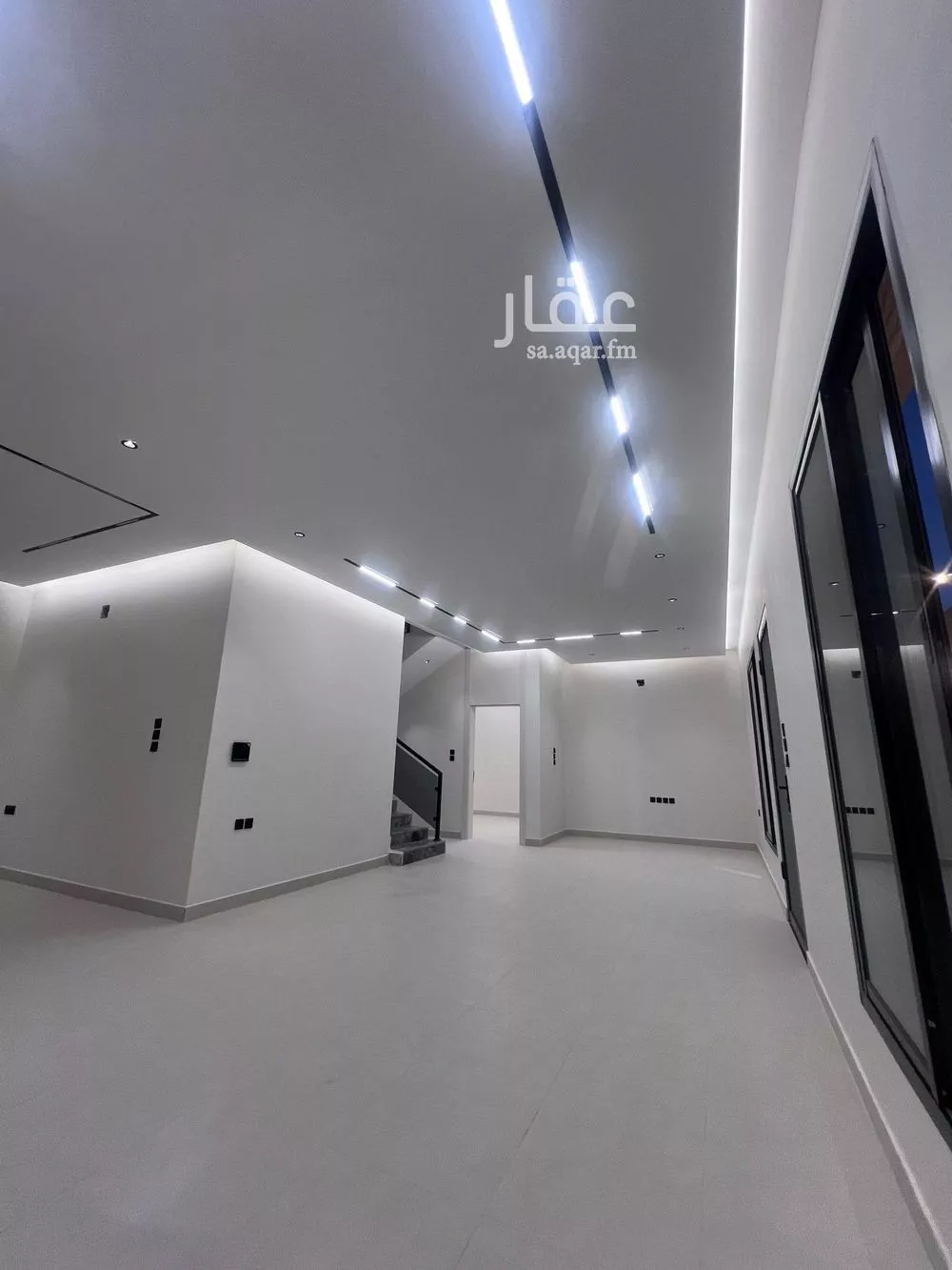 فيلا 5 غرف في الشرق 1