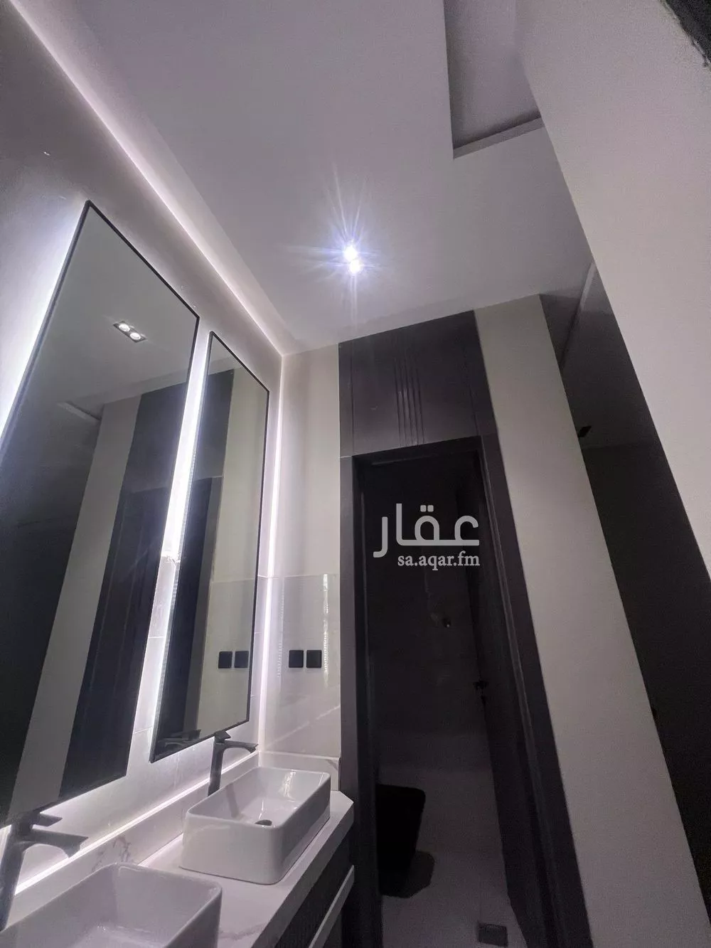 فيلا 4 غرف في الرمال 1