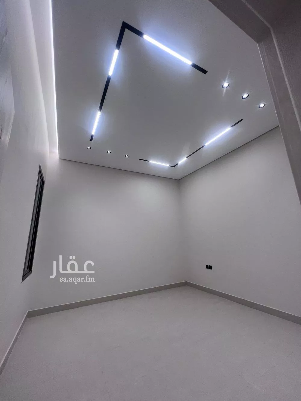 فيلا 5 غرف في الشرق 2