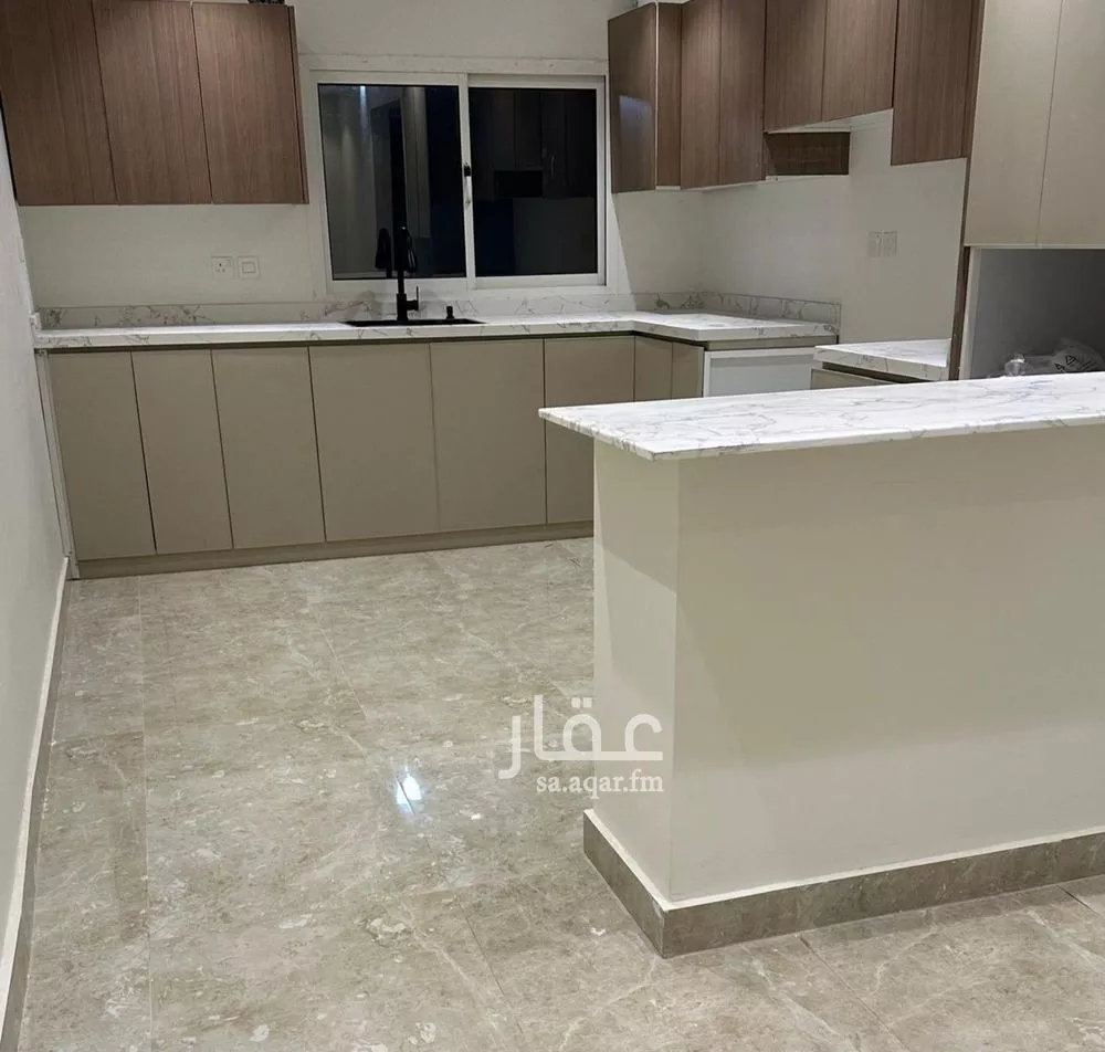 12 bedroom villa in King Fahd, Riyadh 7