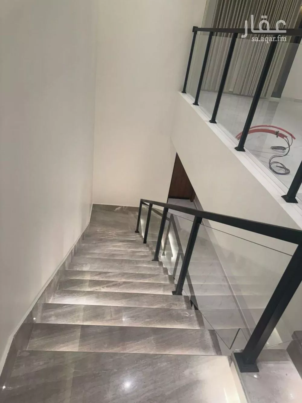 فيلا 7 غرف في النرجس 3