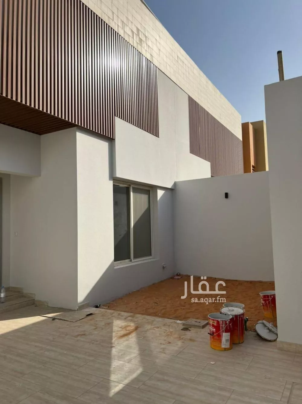 فيلا 6 غرف في النرجس 4