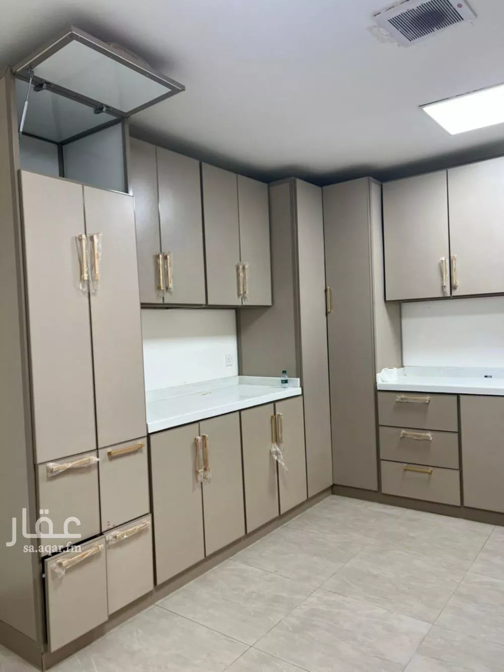 4 bedroom villa in Riyadh 2