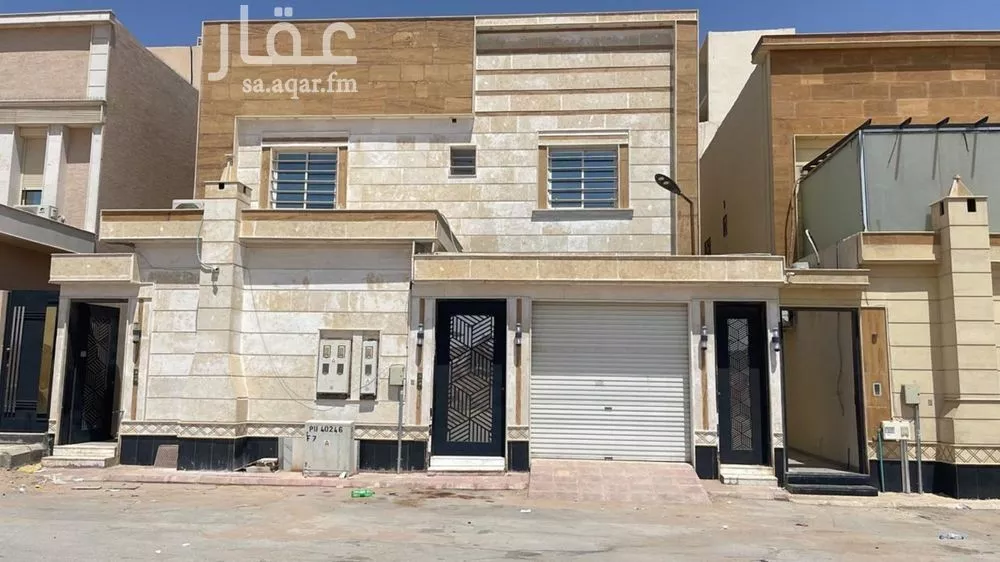 فيلا 5 غرف في الرمال 2