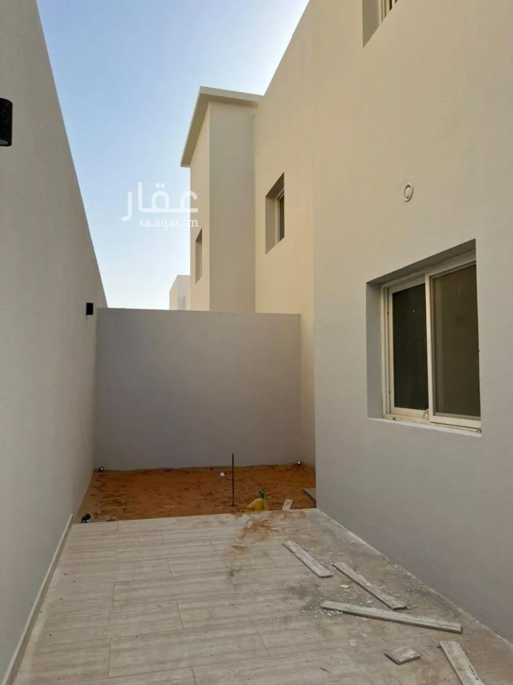 فيلا 4 غرف في النرجس 3