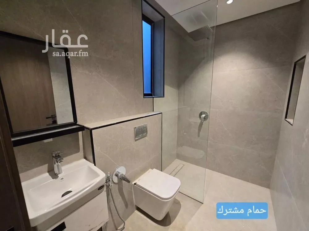 شقة 4 غرف في العارض 4