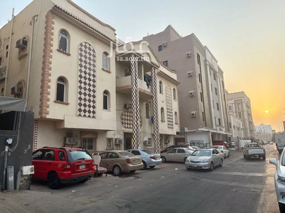 675 sqm building in Al Nuzhah 5