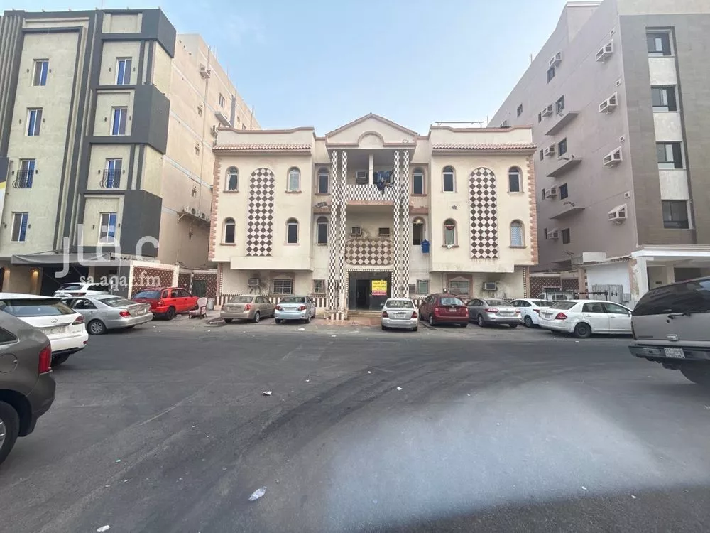 675 sqm building in Al Nuzhah 2