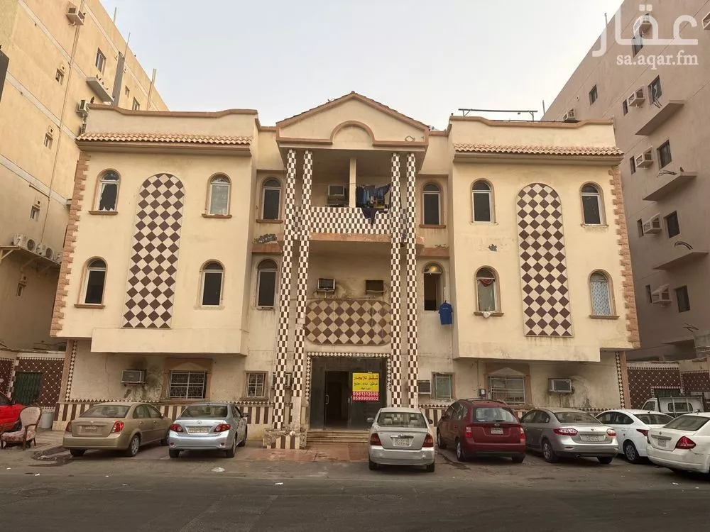 675 sqm building in Al Nuzhah 3