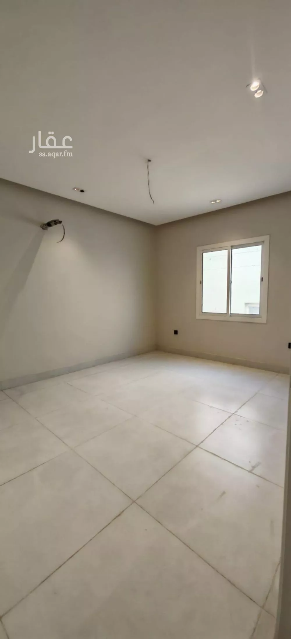 شقة 7 غرف في الواحة 3