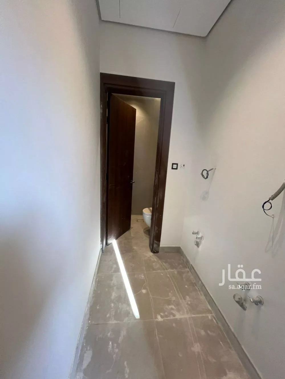 فيلا 5 غرف في الملقا 2