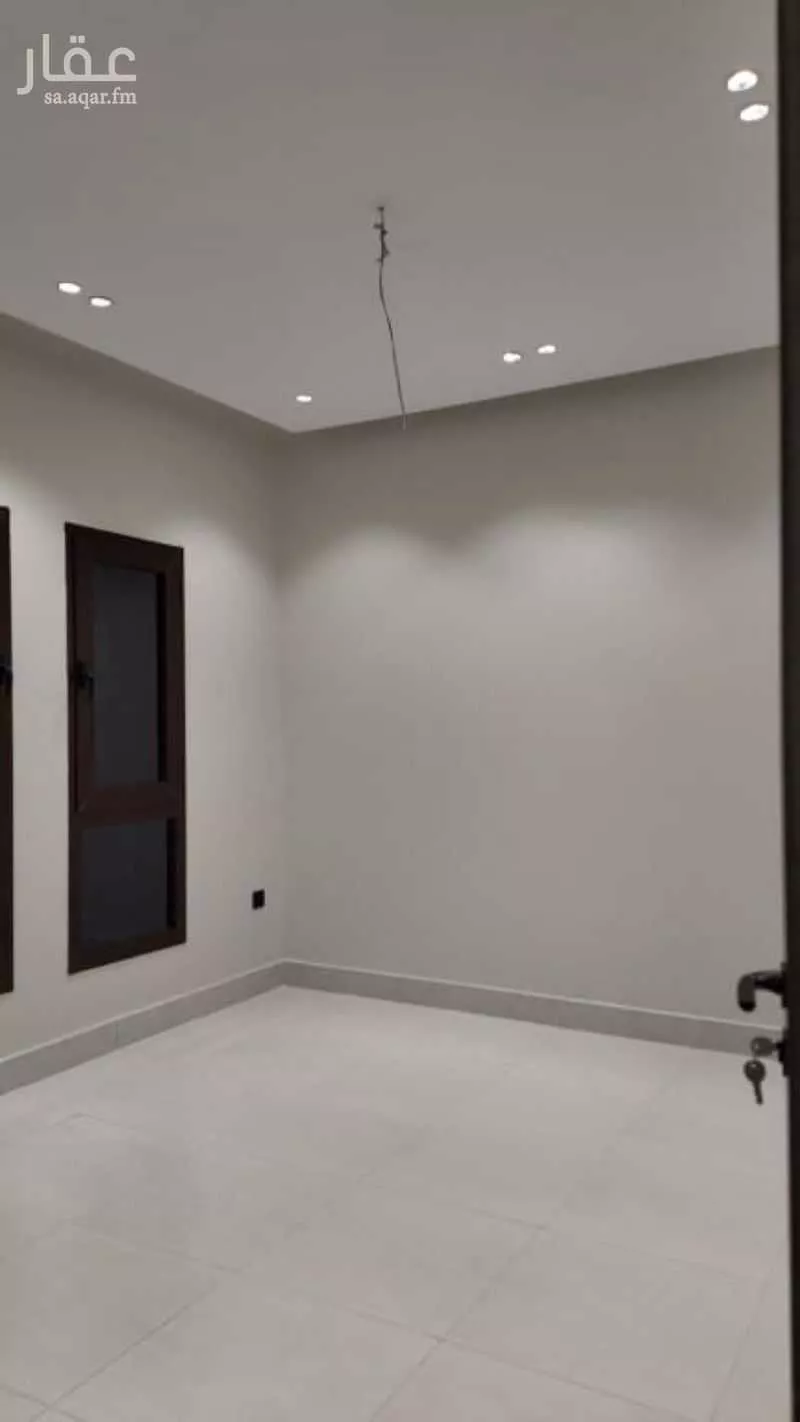 شقة 3 غرف في الروضة 3