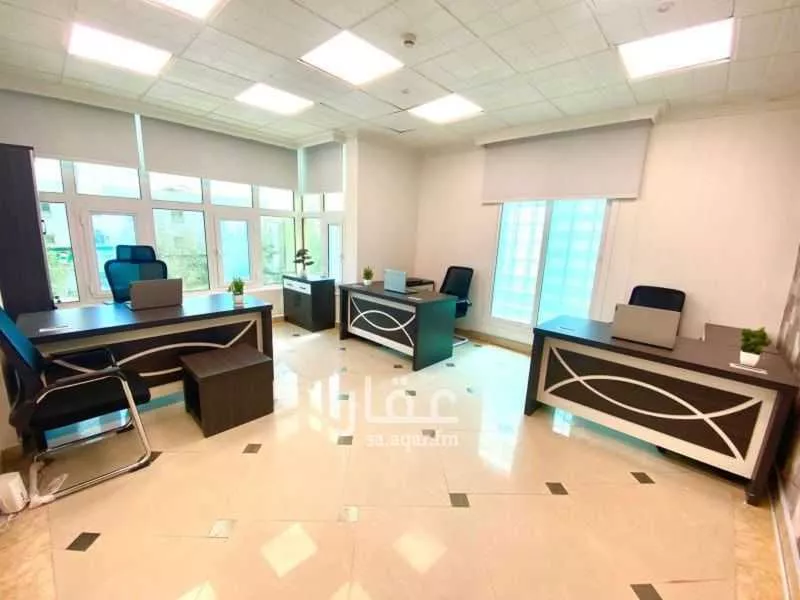 مكتب 25 م² في الورود 4