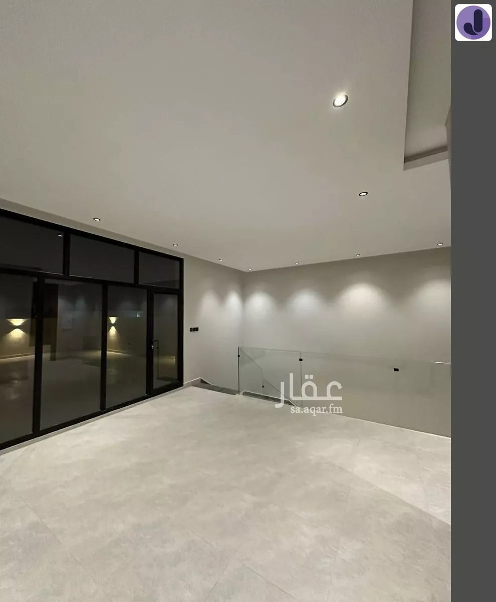 فيلا 4 غرف في الملك فيصل 4