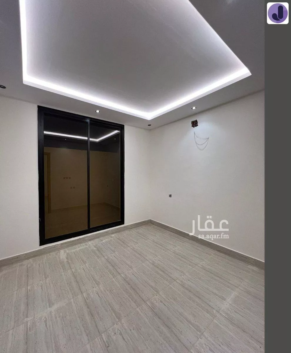 5 bedroom villa in Tuwaiq 4
