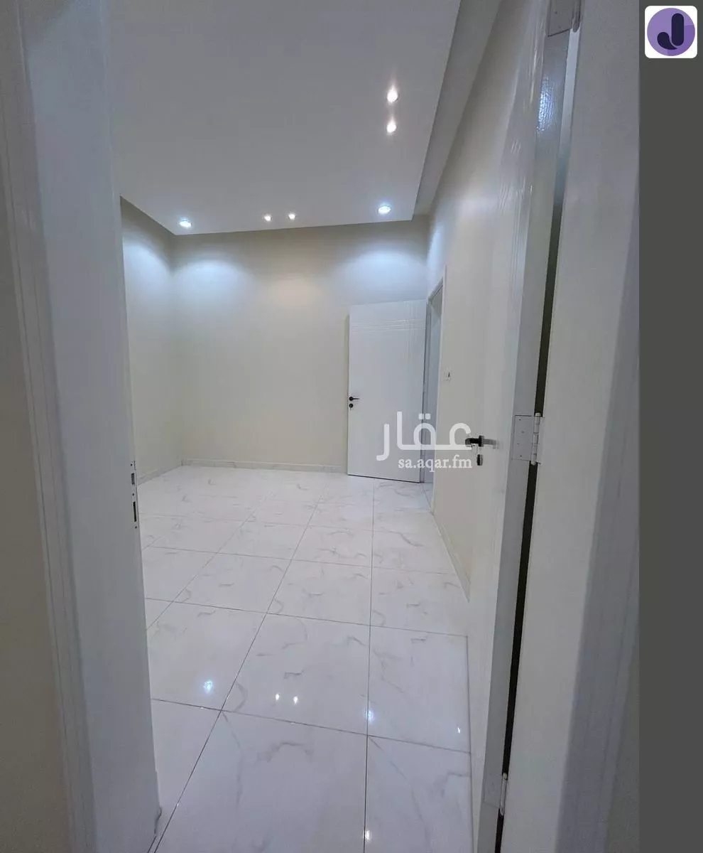 دور 4 غرف في عكاظ 3