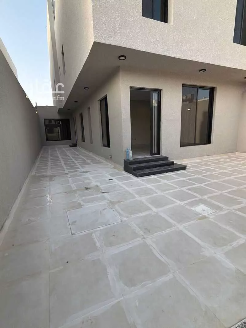 فيلا 5 غرف في الشعلة 2