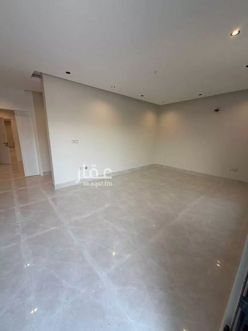 فيلا 5 غرف في الشعلة 4