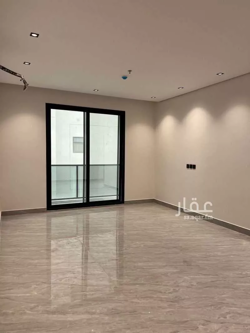 شقة 4 غرف في الحمرا 4