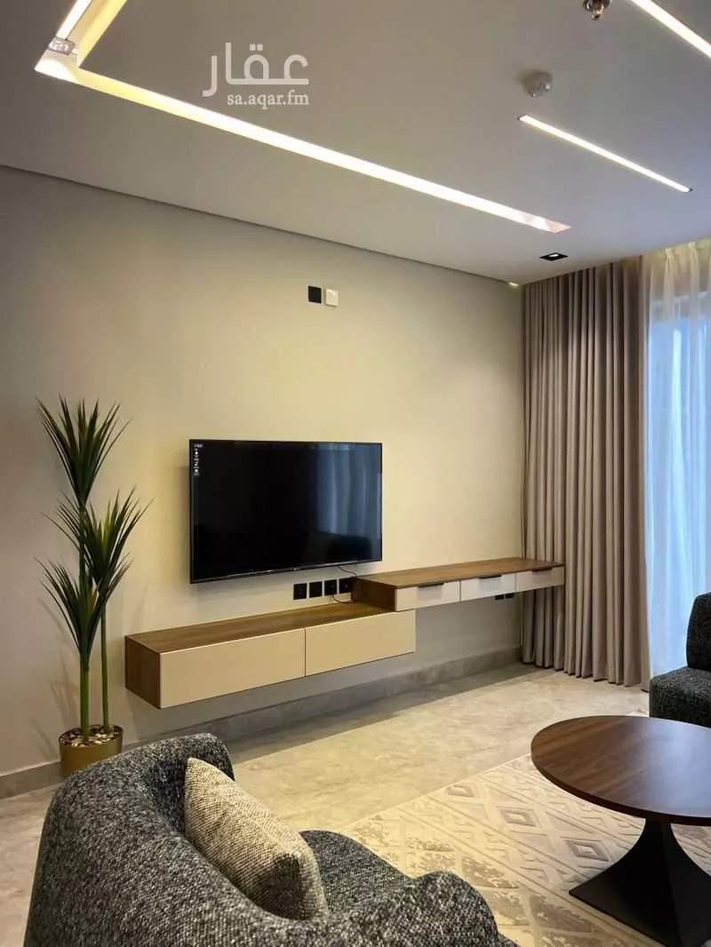 شقة 2 غرف في الحمرا 4