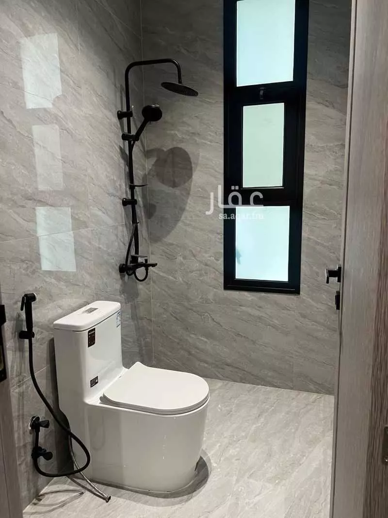 شقة 4 غرف في الحمرا 3