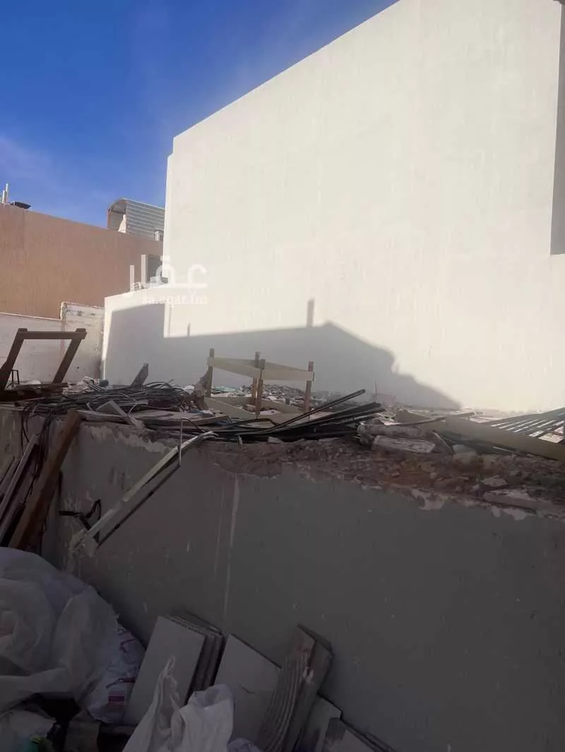 أرض 310 م² في المغرزات 3