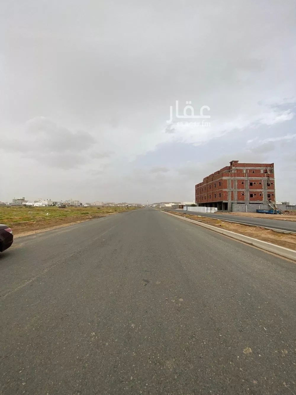 أرض 900 م² في الفروسية 3