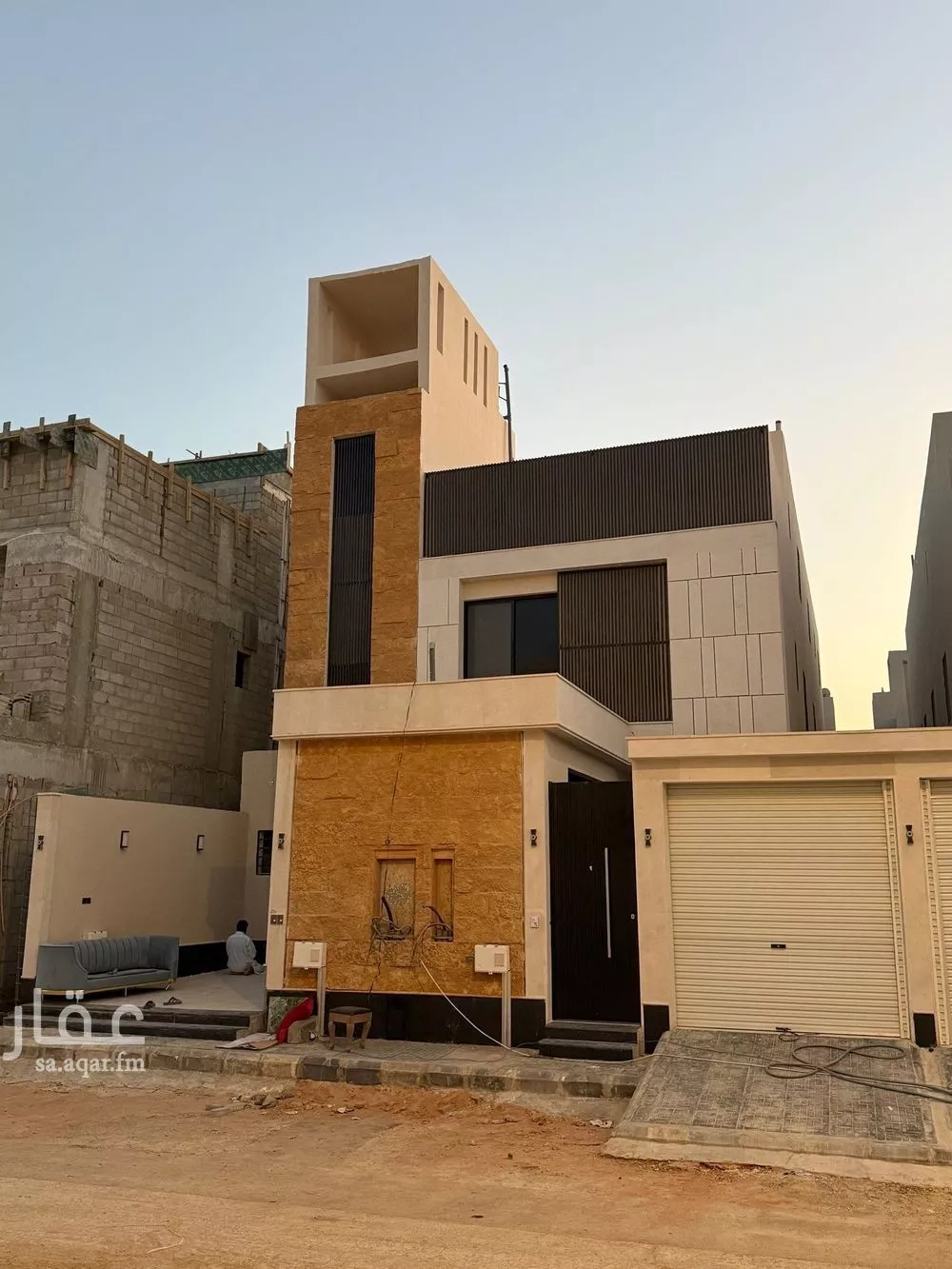 دور 4 غرف في الجنادرية 1